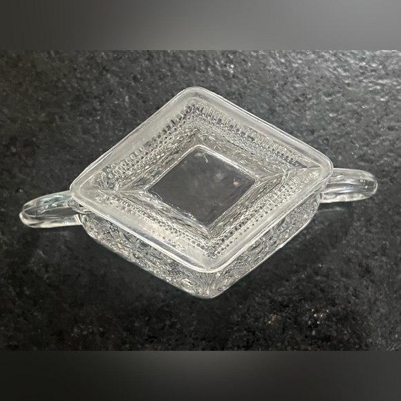 Indiana Glass Vintage Cream and Sugar set Sandwich glass Diamond Shape. - Picture 3 of 4